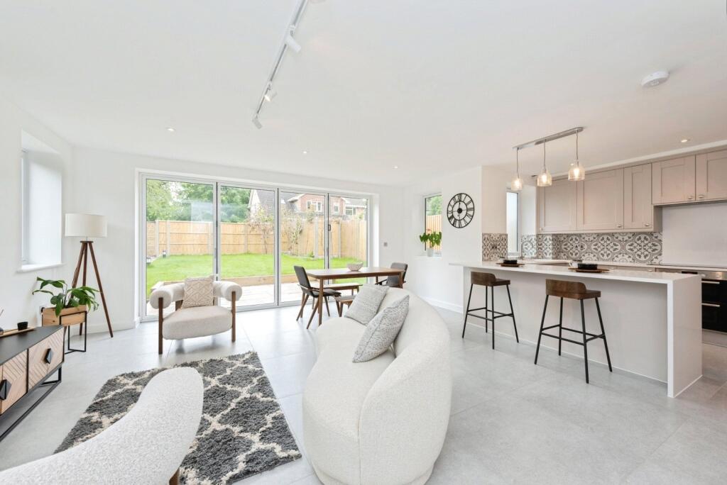 House in Kingston upon Thames