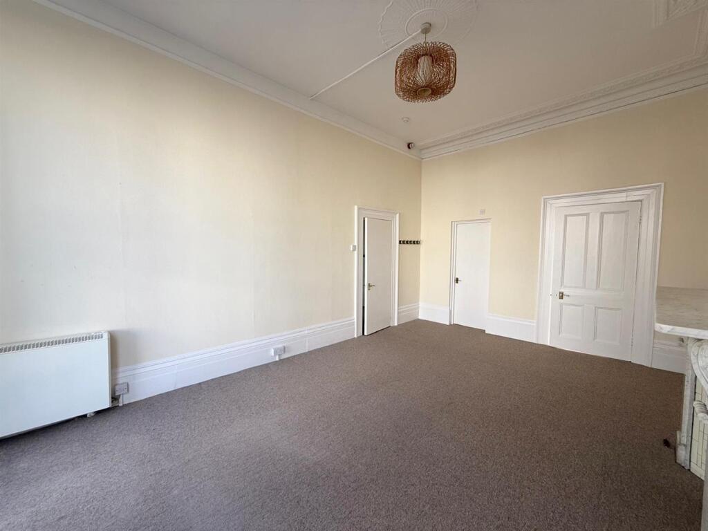 Lansdowne Place, Hove photo 4