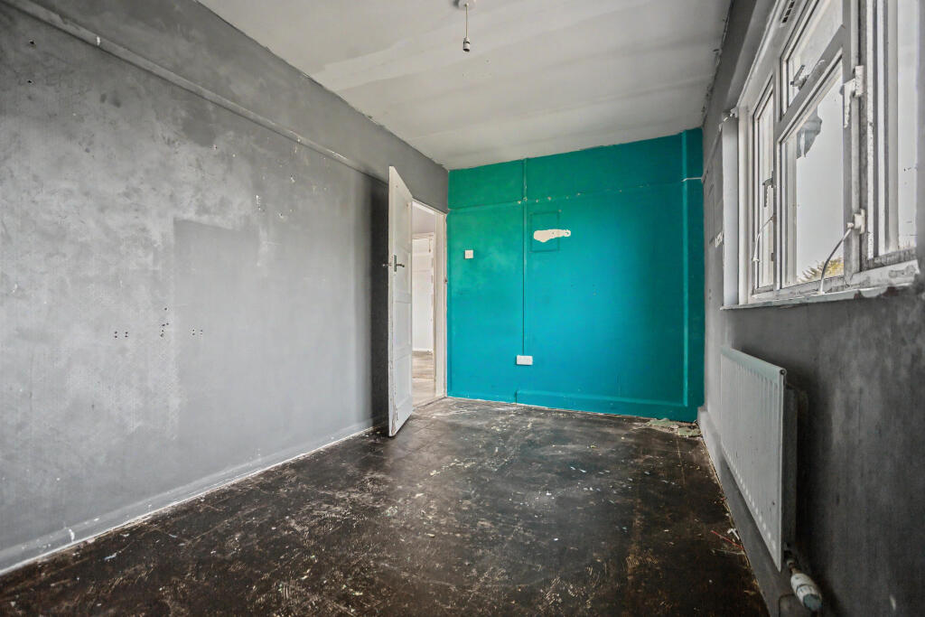 House in Sheerness, Marine Town - View 5