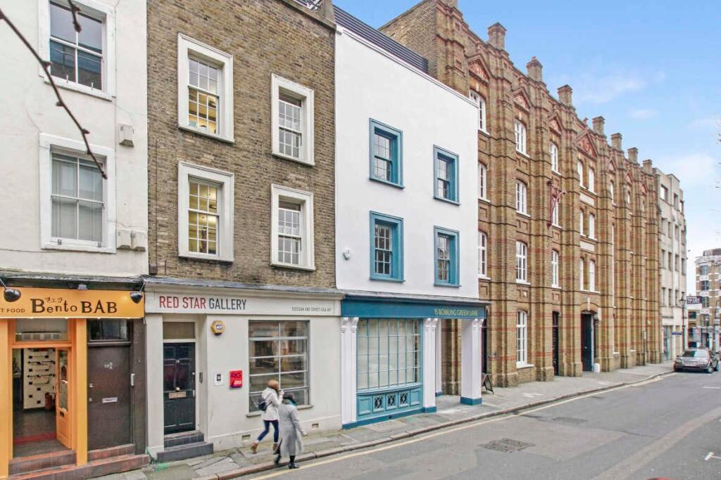 15 Bowling Green Lane