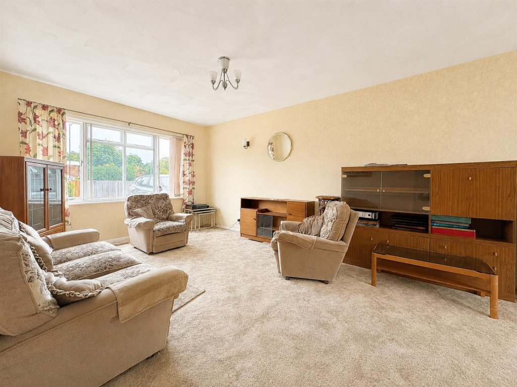 House in Redhill - View 4
