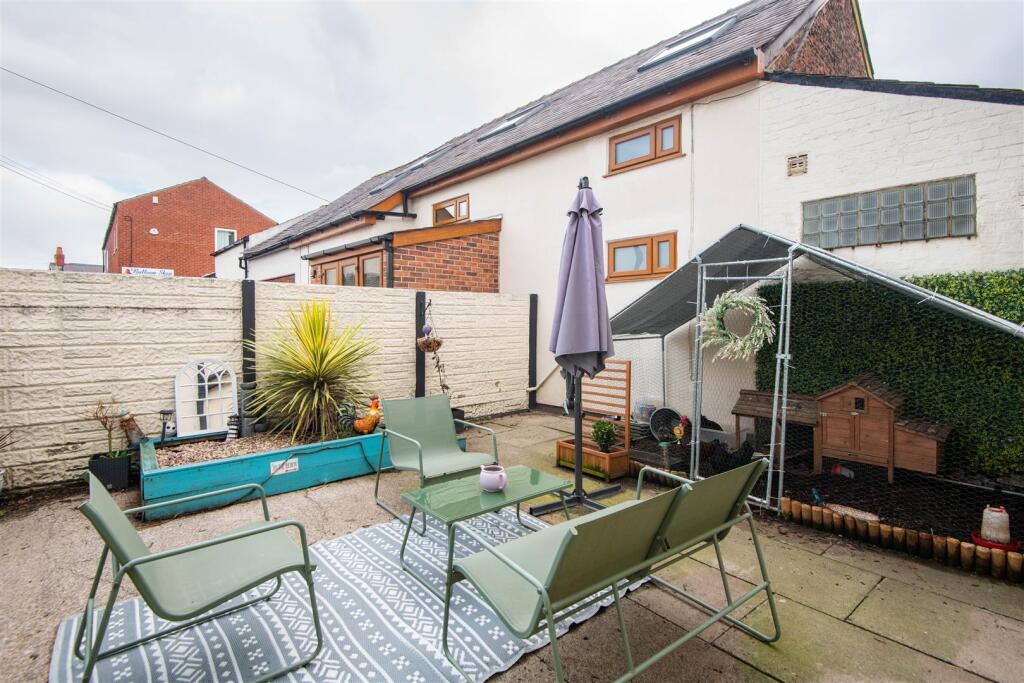 House in Preston - View 4