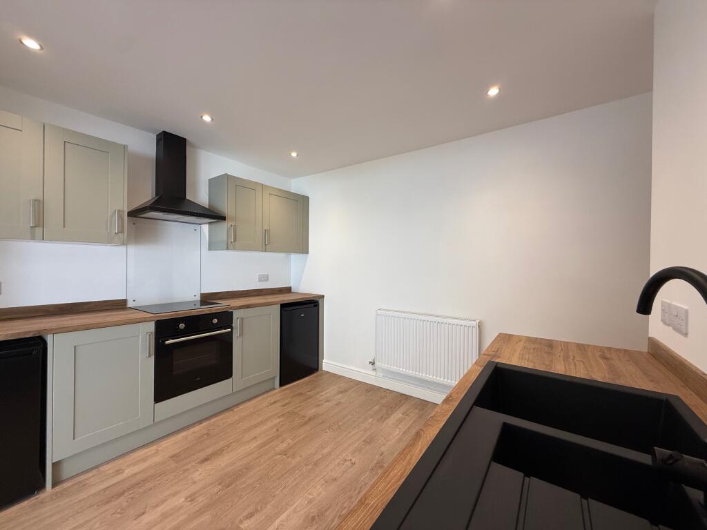 House in Cardiff, Pyle - More