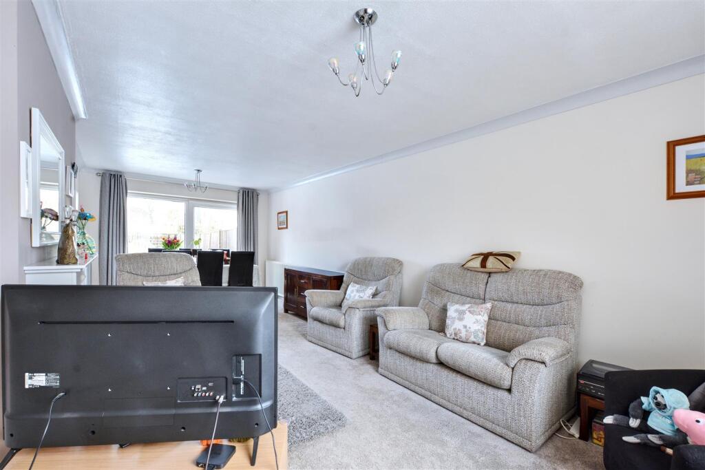 House in Nottingham, Chilwell - More