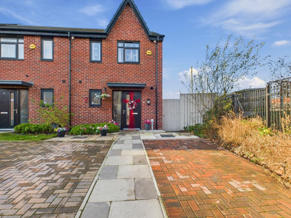 Main image of property: Pear View, Audenshaw, Manchester, M34 5ZW