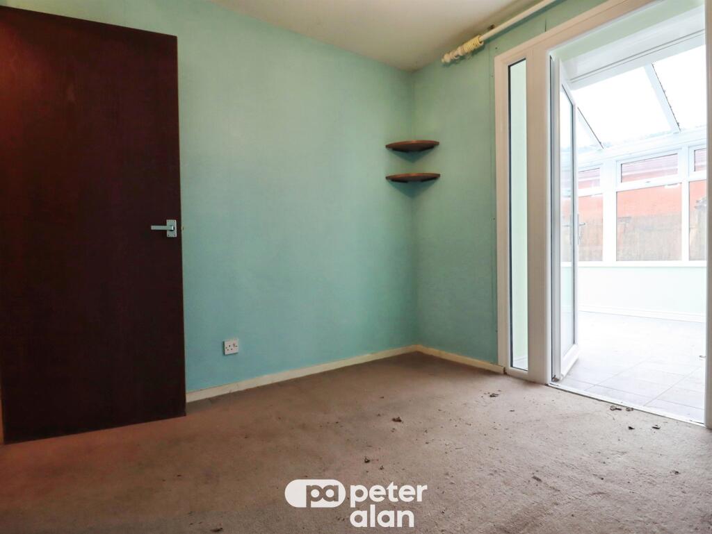 House in Cardiff, Penylan - More