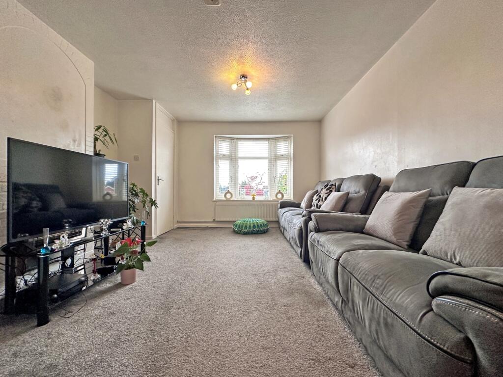 St. Christopher Close, WEST BROMWICH, B70 6TY - View 3