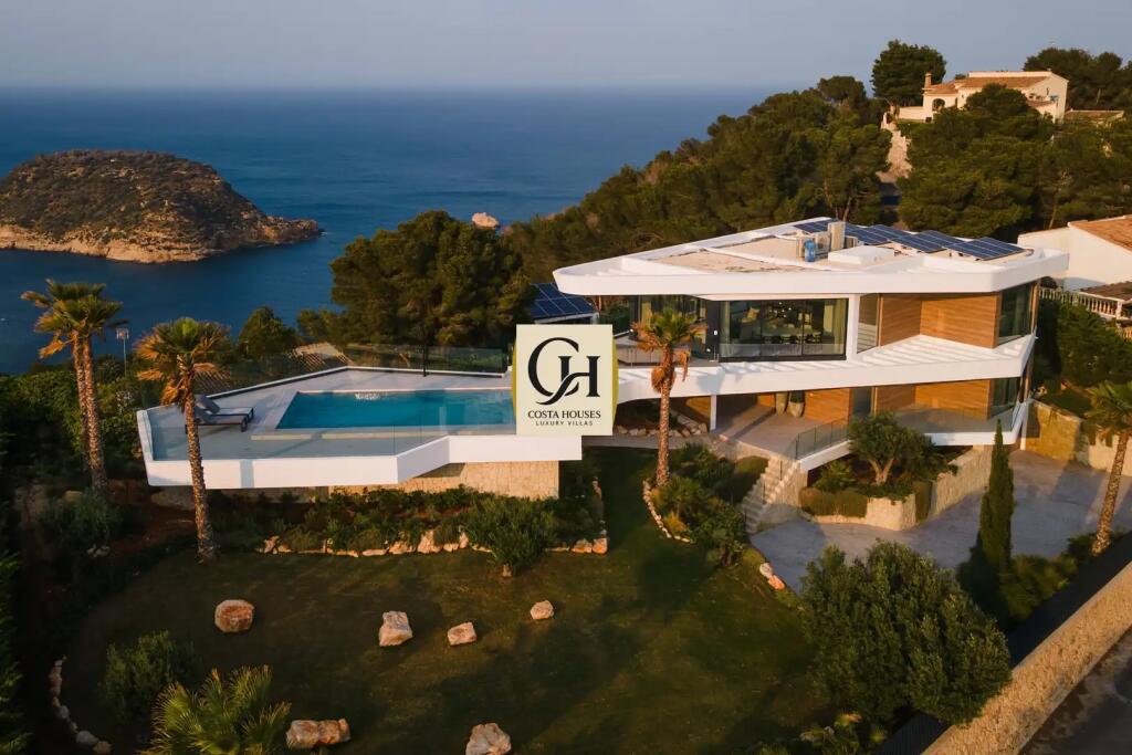 Main image of property: Valencia, Alicante, Javea