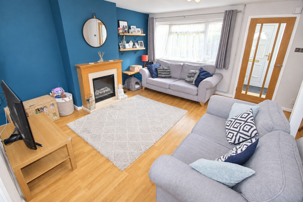 House in Guildford, Surrey - View 3