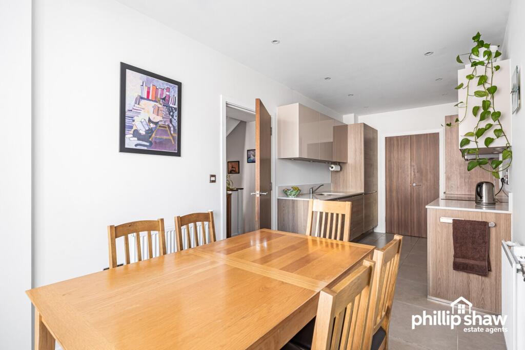 House in Harrow - View 4