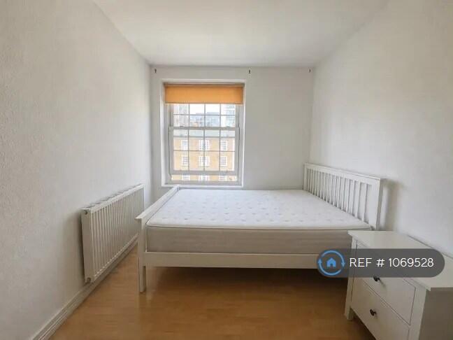 Main image of property: Lauderdale Crescent, Manchester, M13