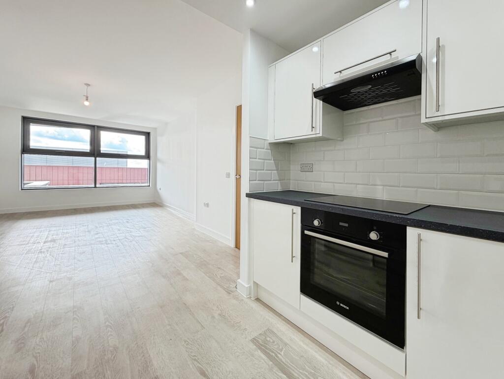 Apartment in Peterborough - View 3