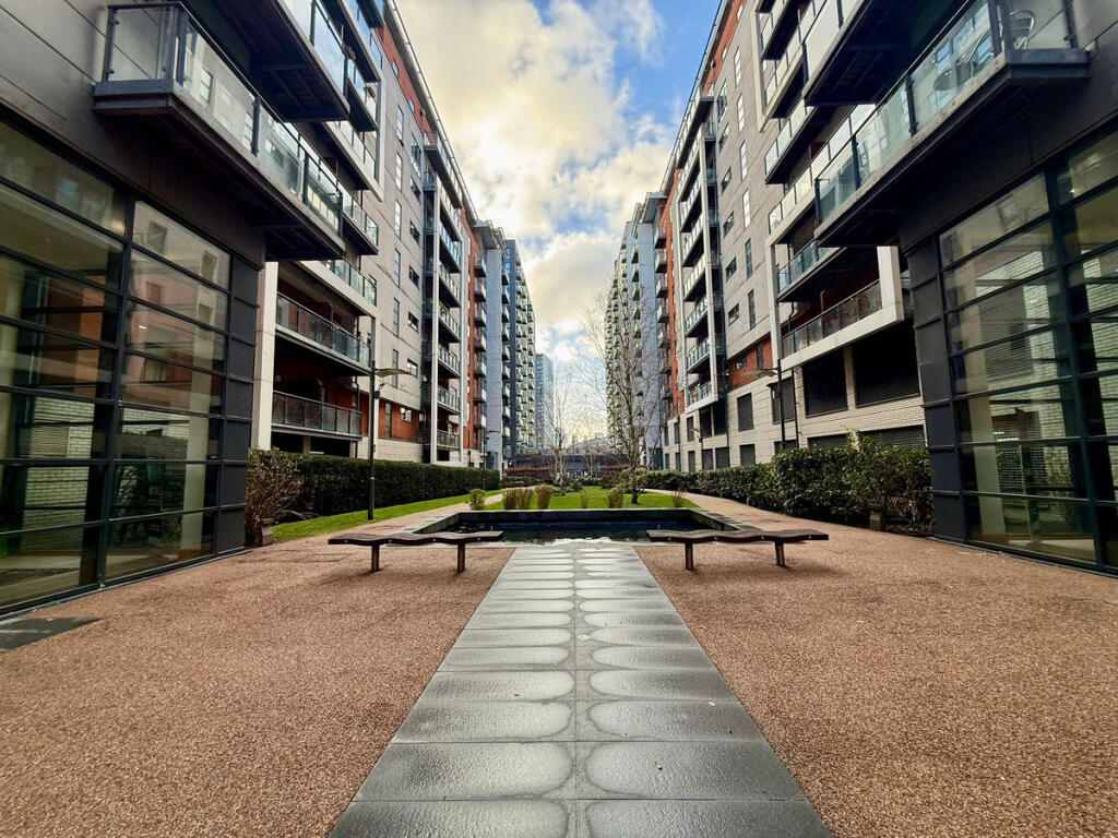 Main image of property: Green Quarter, Manchester, M4