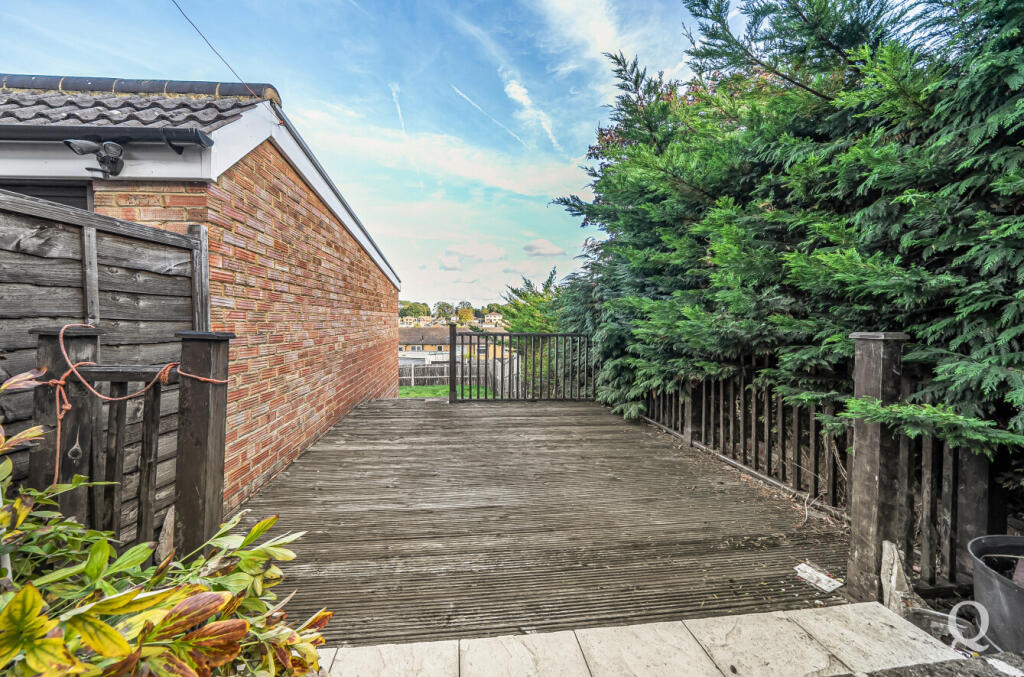 House in Chatham, Snodhurst - View 5