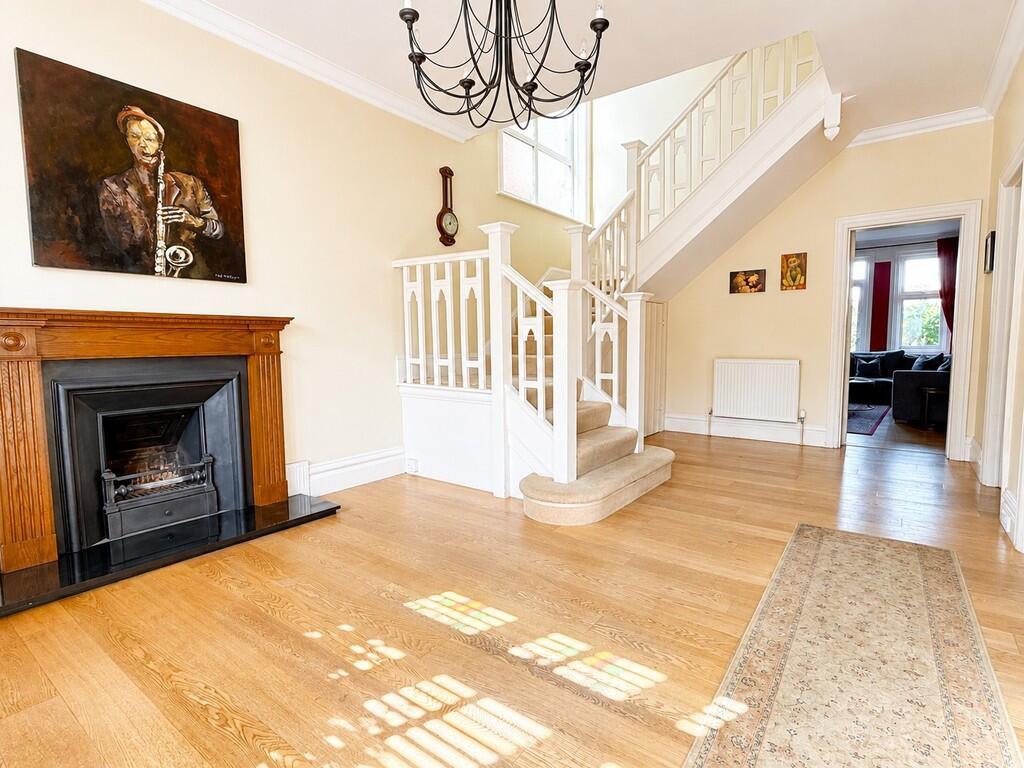 Cecil Avenue, Bournemouth photo 2