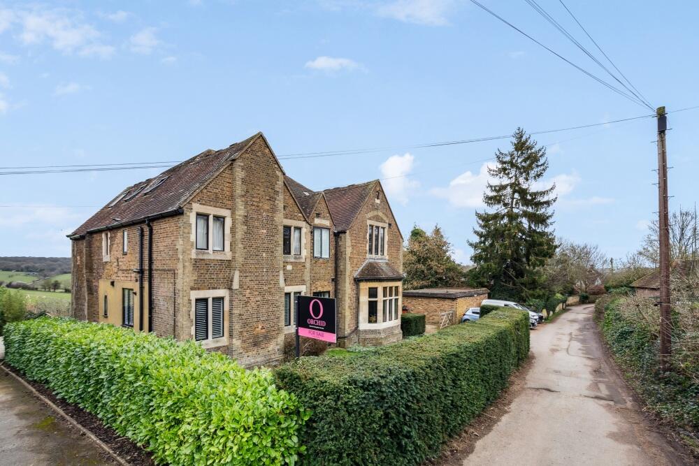 Main image of property: Castle Hill, Berkhamsted, Hertfordshire, HP4