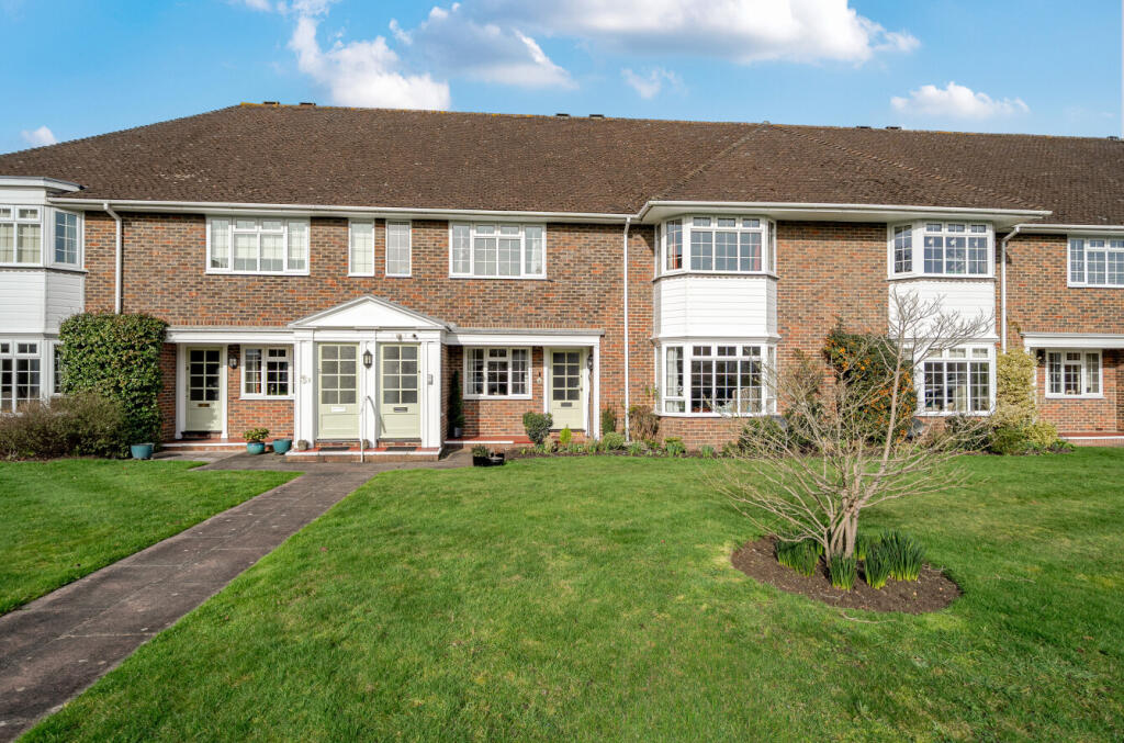 Main image of property: Trafalgar Court, Farnham, Surrey, GU9