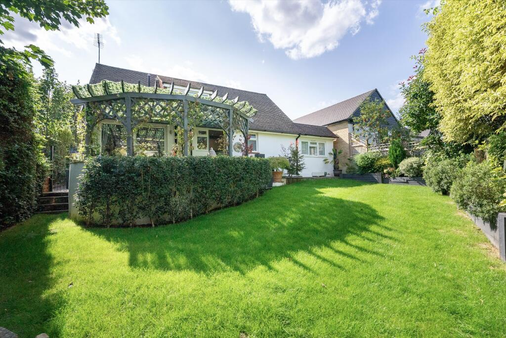 Heath Ridge Green, Cobham, Surrey, KT11 – pohled 4