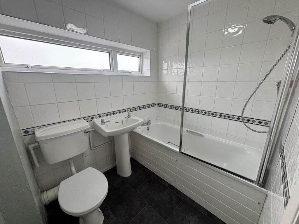 Apartment in Hemel Hempstead - View 5