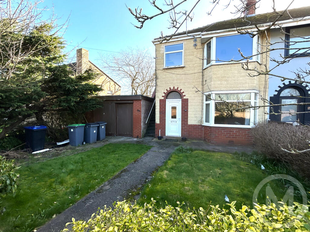 1-bed flat on Low Moor Road, Bispham, £46,000