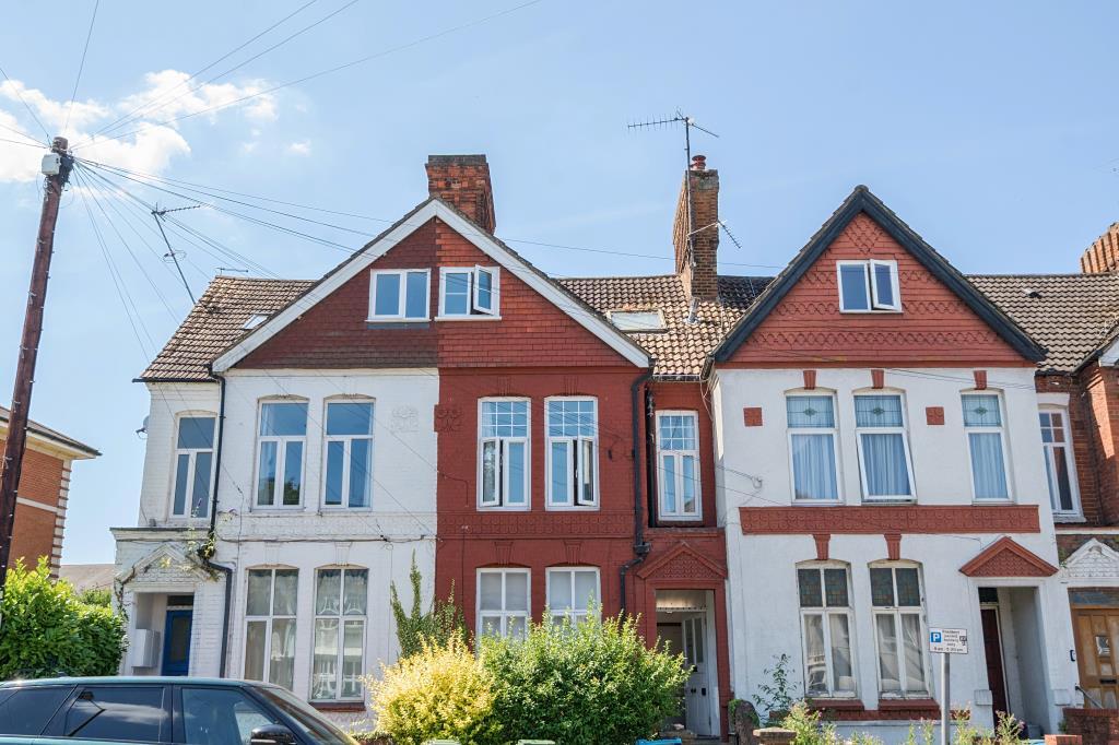 Main image of property: Bicester Road, Aylesbury, HP19