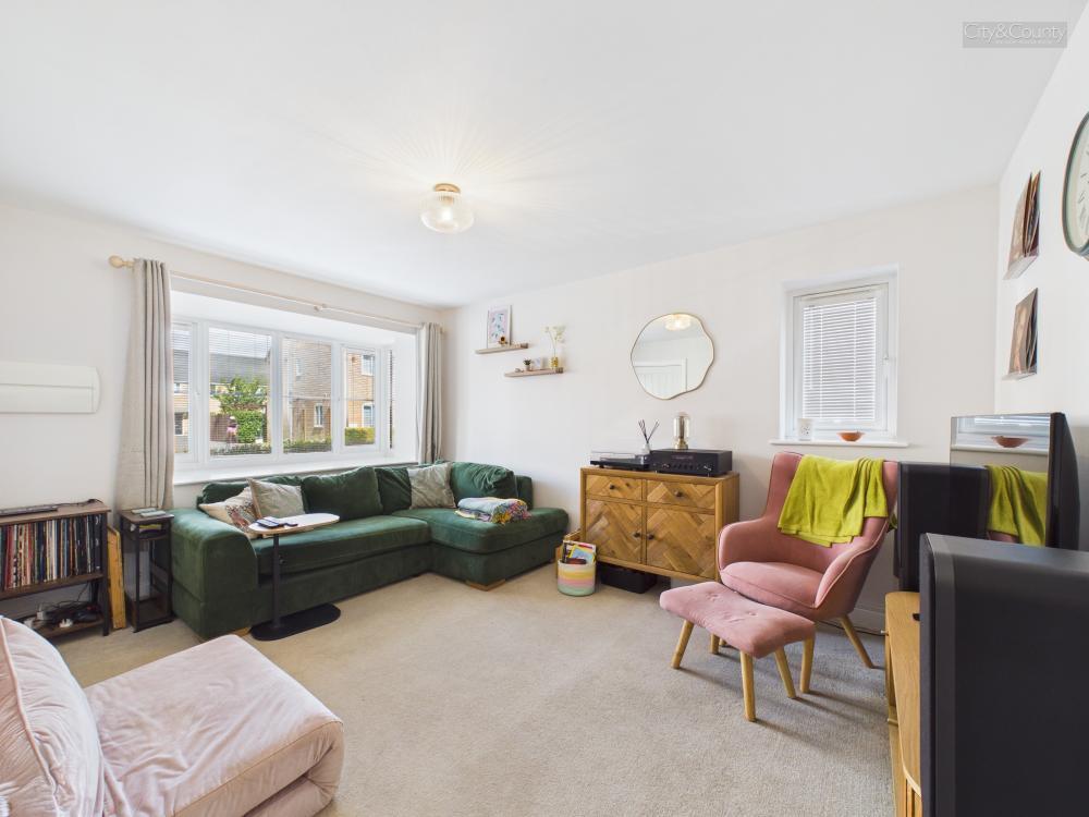 House in Peterborough - View 2