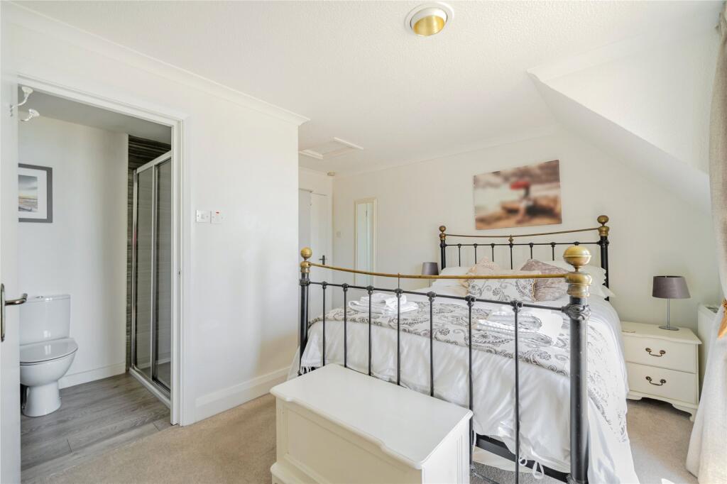 Apartment in Looe, Cornwall - More