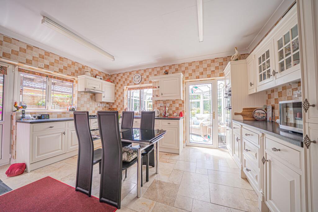 Additional image 2 of Birchy Close, Shirley, B90