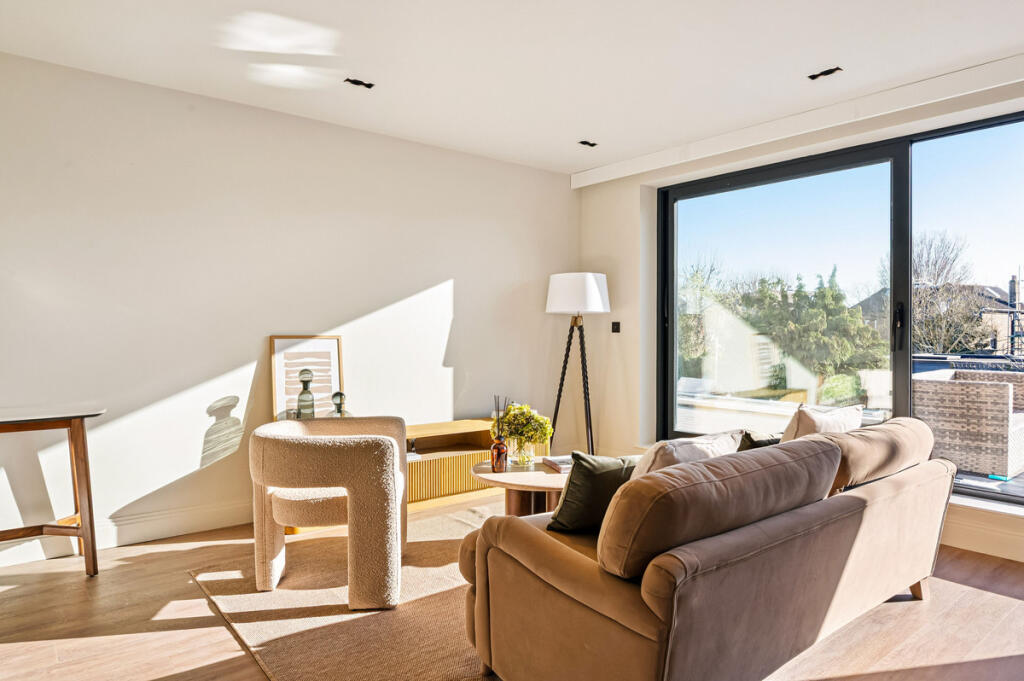 Main image of property: Creswick Road, Acton, W3