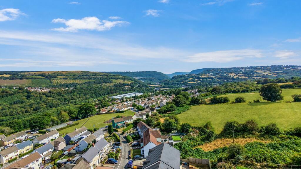House in Crumlin, Caerphilly - View 4