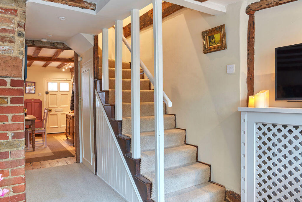 House in Canterbury - View 5