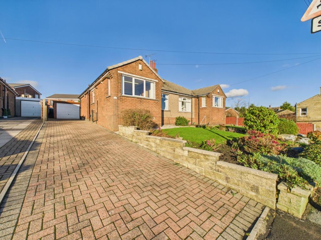 Main image of property: MOOR BOTTOM ROAD, HALIFAX, WEST YORKSHIRE, HX2