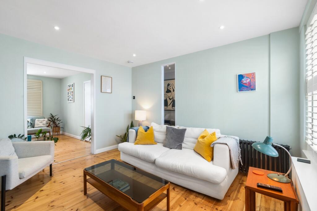 House in Brighton - View 4