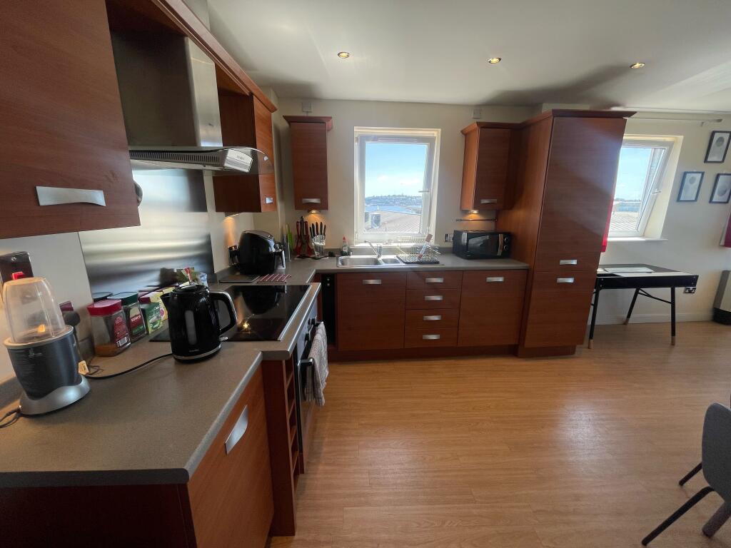 Apartment in Cardiff - More