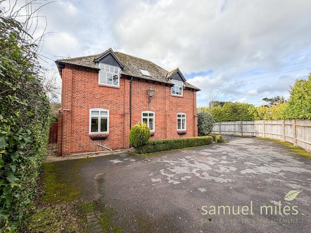 Main image of property: THE Coach House, Noremarsh Road, Royal Wootton Bassett, SN4 8BW.