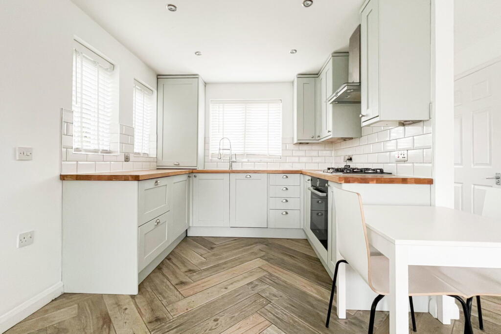 Main image of property: Butts Road, Southampton, SO19 1BP