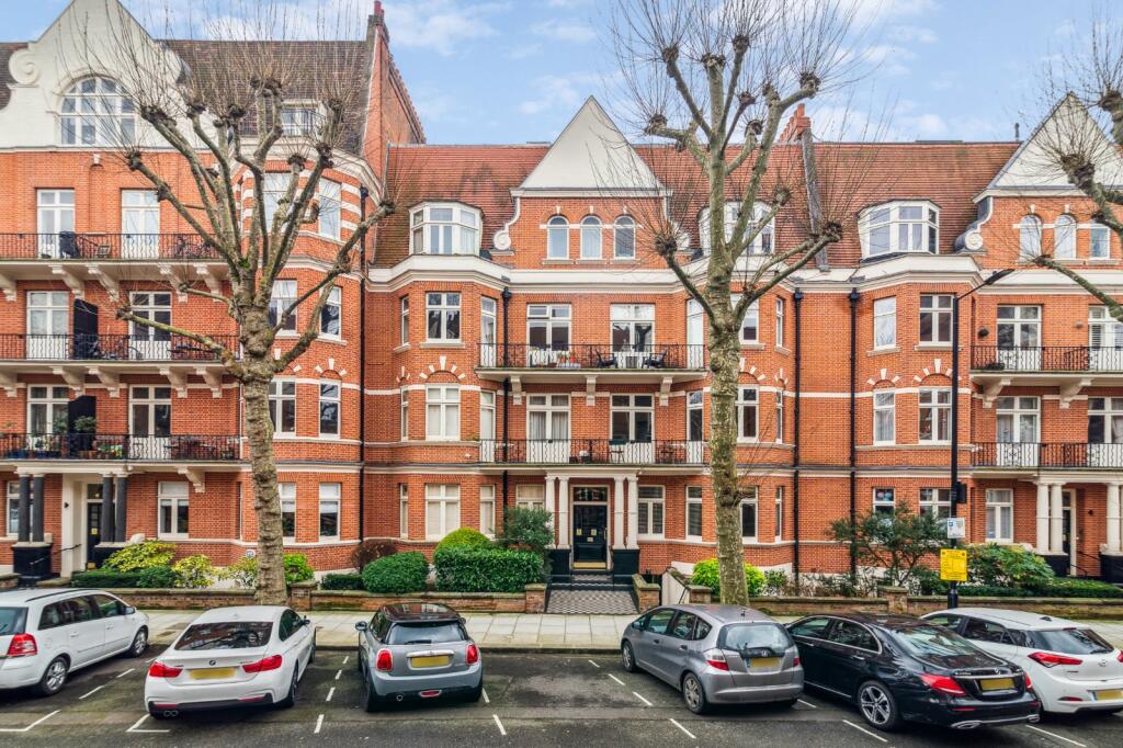 Apartment in London - View 3