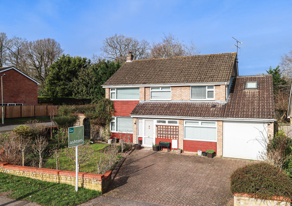 Main image of property: Ridgewood Drive, Harpenden, Hertfordshire, AL5