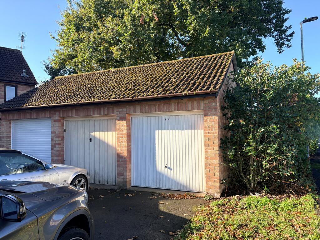 2 bedroom house for rent