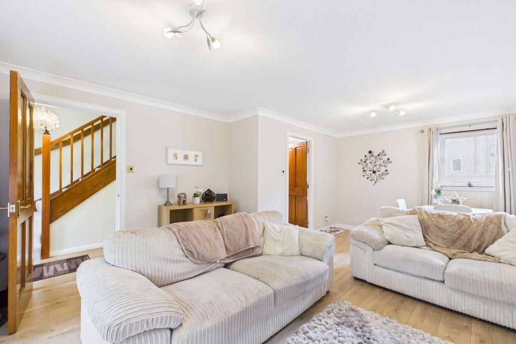House in Kirkcaldy - View 2