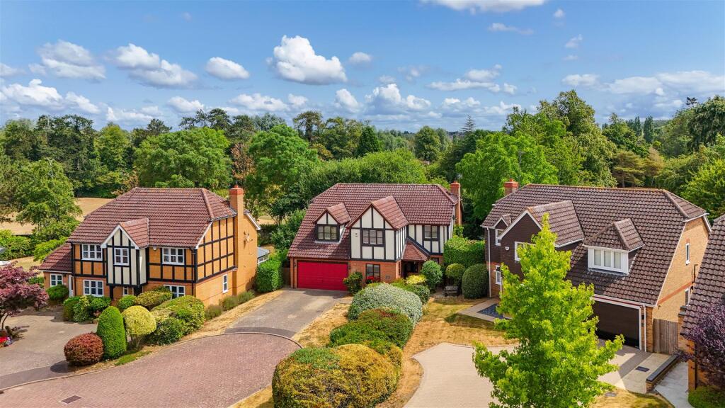 Main image of property: Laurel Valley, Collingtree Park