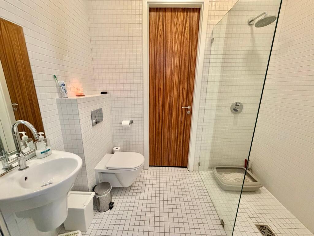 Additional image 16 of Airedale Mills, Bingley, BD16