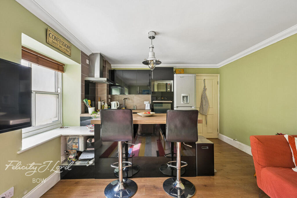 Apartment in London - View 4