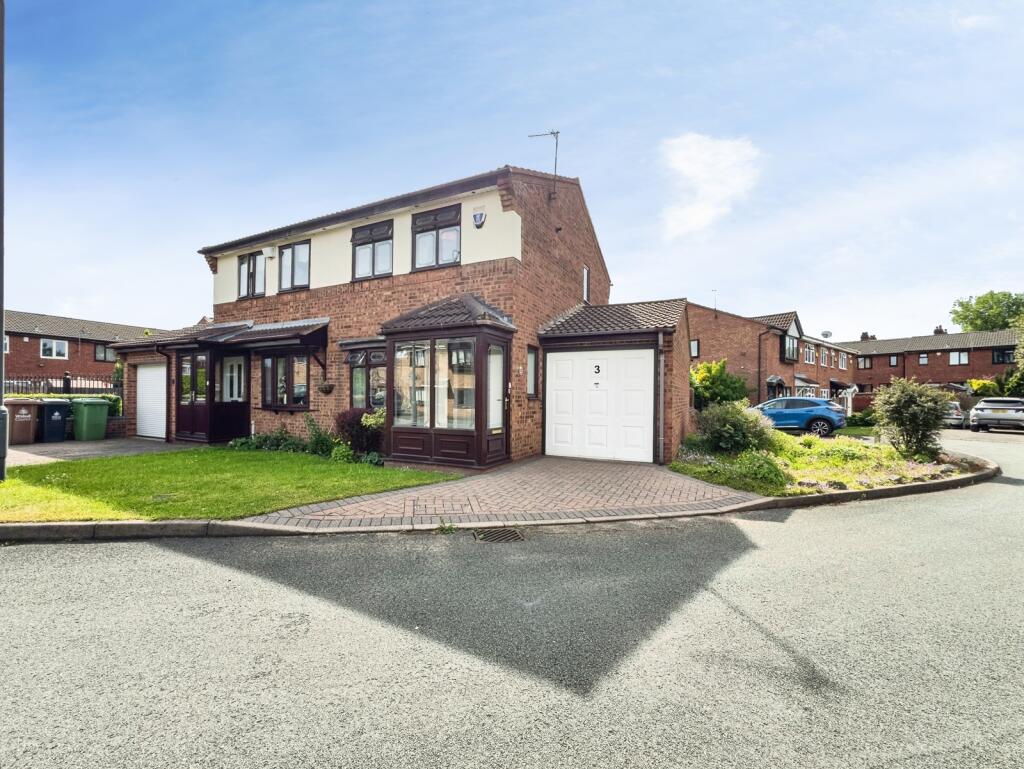 Main image of property: Peel Close, Darlaston, Wednesbury, West Midlands, WS10