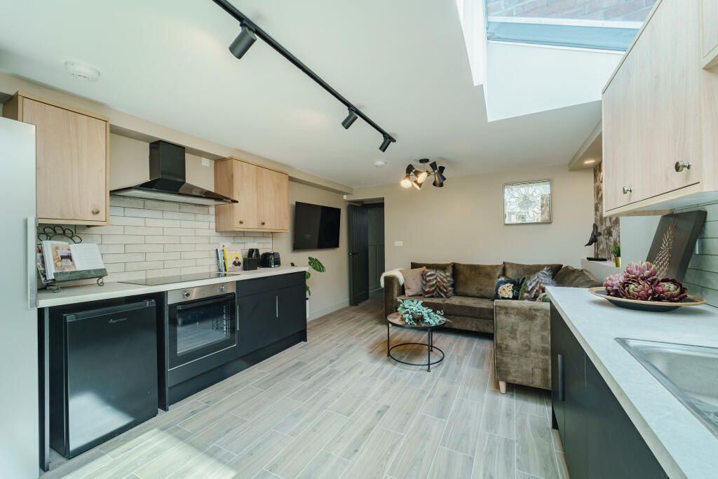 Main image of property: Heeley Road, Selly Oak, West Midlands, B29