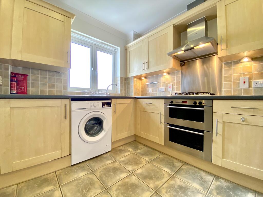 Apartment in Rochester - View 3