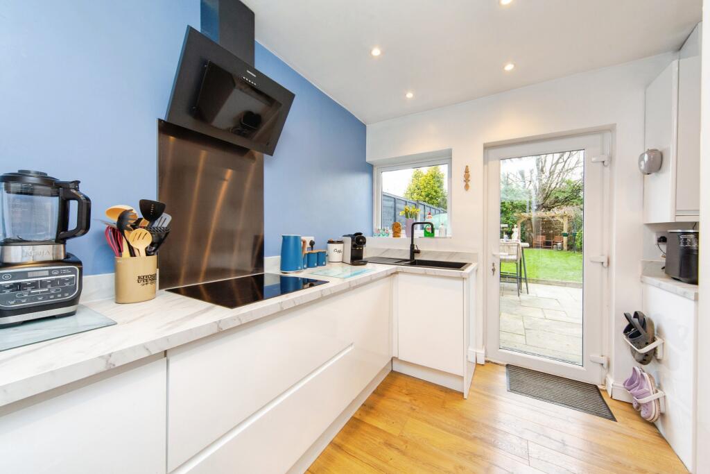 Newhall Road, Chester, CH2 photo 3