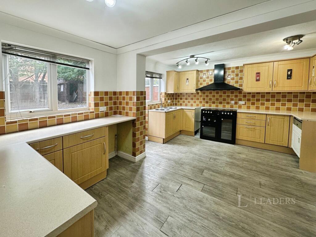 House in Luton - More