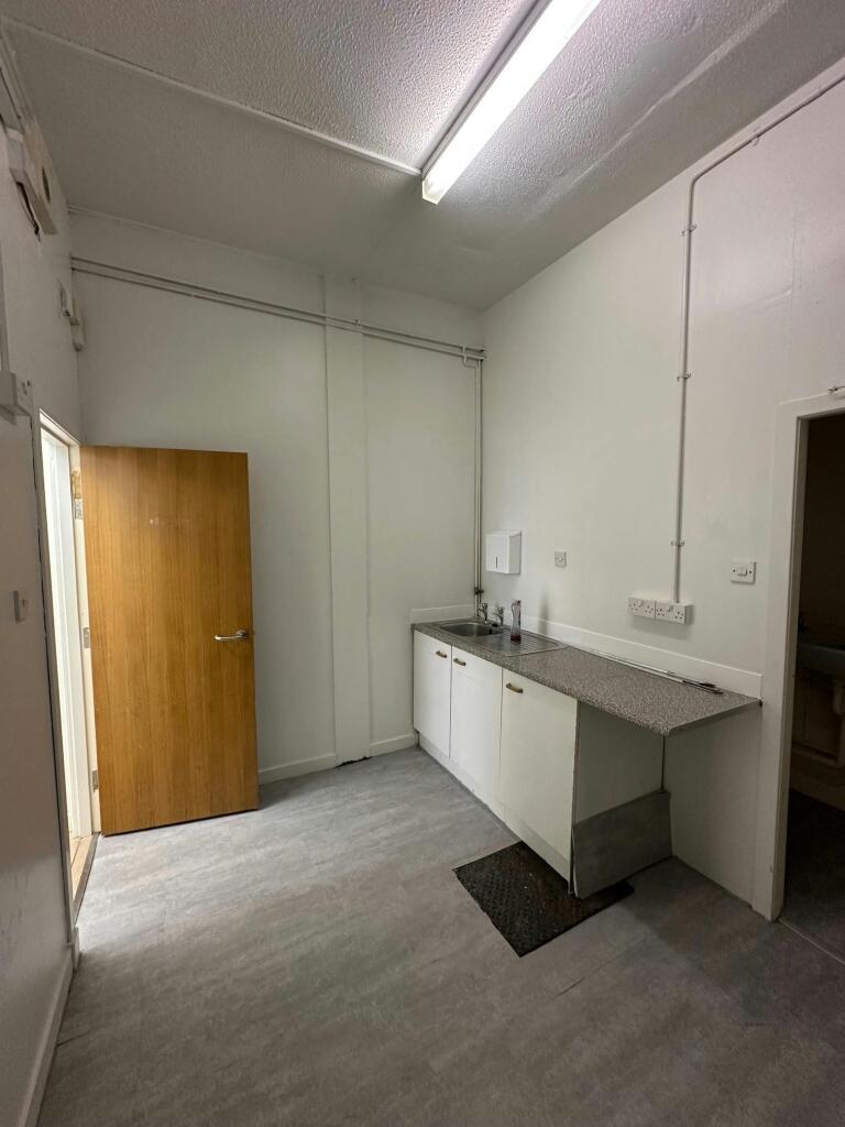 82 King St Kilmarnock new 006.jpg