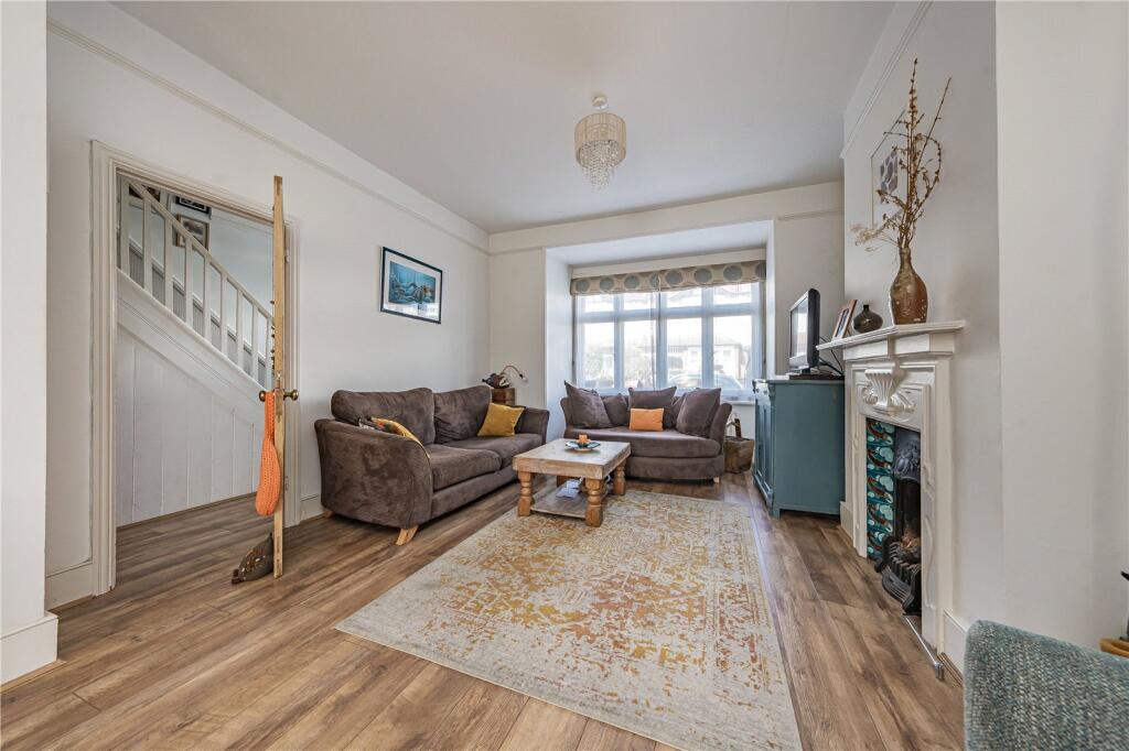 House in New Malden - View 3